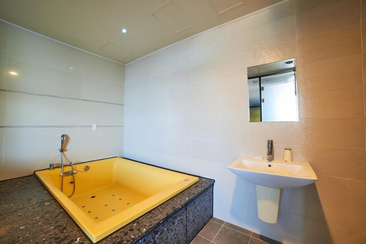 Busan Premium V Hotel Zewnętrze zdjęcie